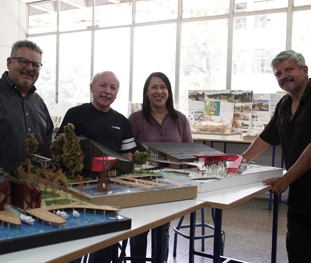 Fotografía: Divulgación FARUSAC. Docentes del curso Diseño Arquitectónico 4.